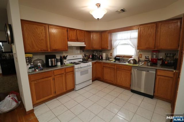 15 Garibaldi Avenue, Newark, NJ 07114