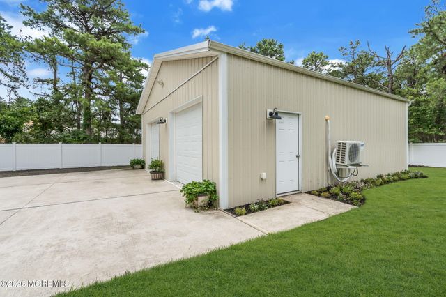 1661 Lincoln Boulevard, Whiting, NJ 08759
