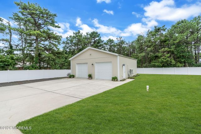 1661 Lincoln Boulevard, Whiting, NJ 08759