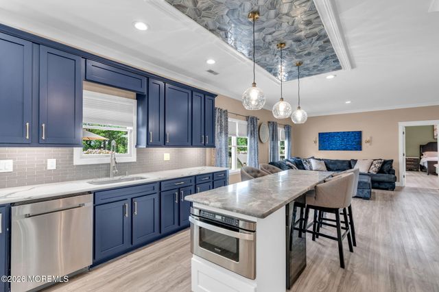 1661 Lincoln Boulevard, Whiting, NJ 08759