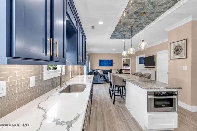 1661 Lincoln Boulevard, Whiting, NJ 08759