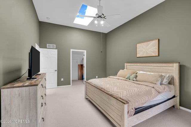 1661 Lincoln Boulevard, Whiting, NJ 08759