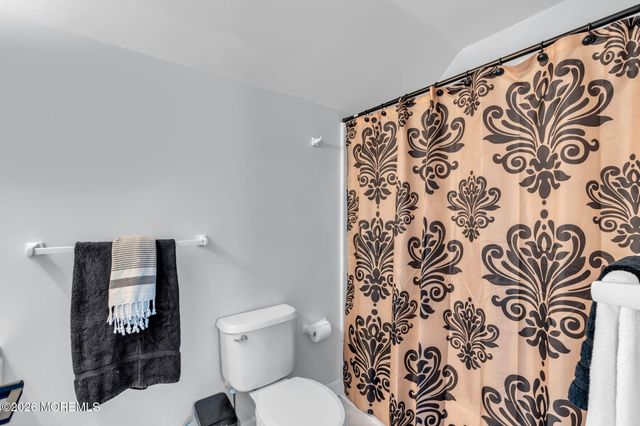 1661 Lincoln Boulevard, Whiting, NJ 08759