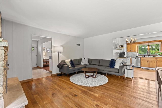 W215N10367 Laurel COURT, Colgate, WI 53017