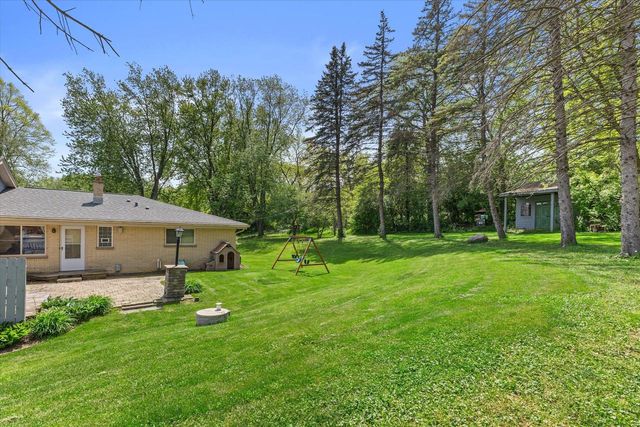 W215N10367 Laurel COURT, Colgate, WI 53017