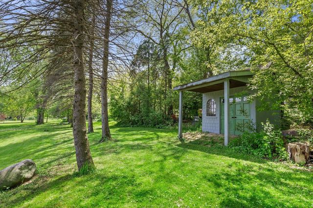 W215N10367 Laurel COURT, Colgate, WI 53017