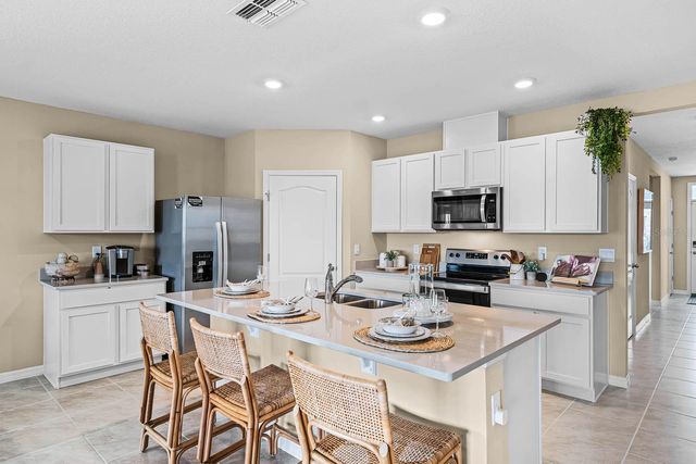 4476 YAUPON HOLLY WAY, Lakeland, FL 33811