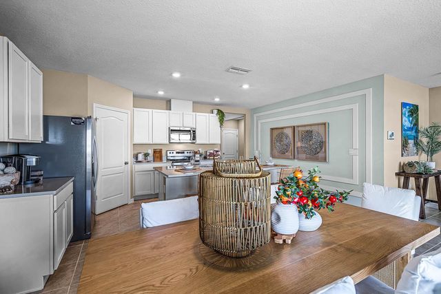 4476 YAUPON HOLLY WAY, Lakeland, FL 33811