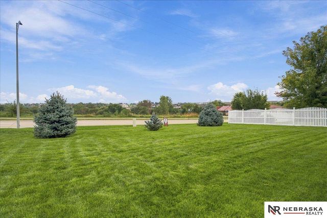 11723 S 109th Street, Papillion, NE 68046