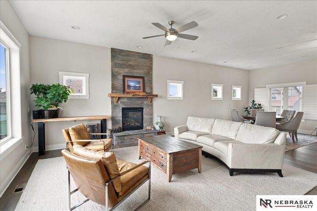 11723 S 109th Street, Papillion, NE 68046