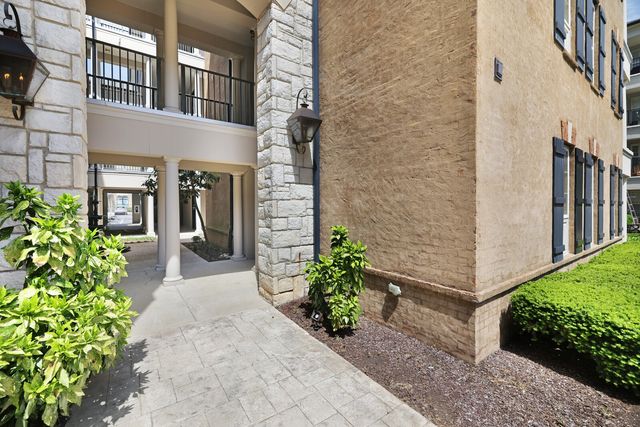 311 Seven Springs Way Apt 104, Brentwood, TN 37027