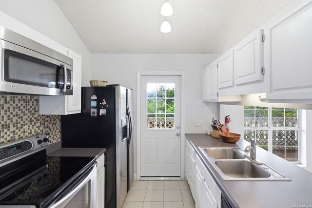 14745 Babcock Rd Apt 102A, San Antonio, TX 78249