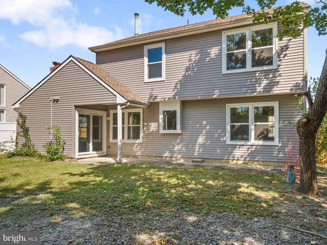10 SLEEPY HOLLOW LN, Sicklerville, NJ 08081