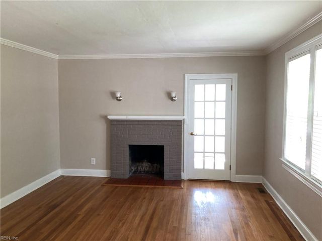 48 Elm AVE, Newport News, VA 23601