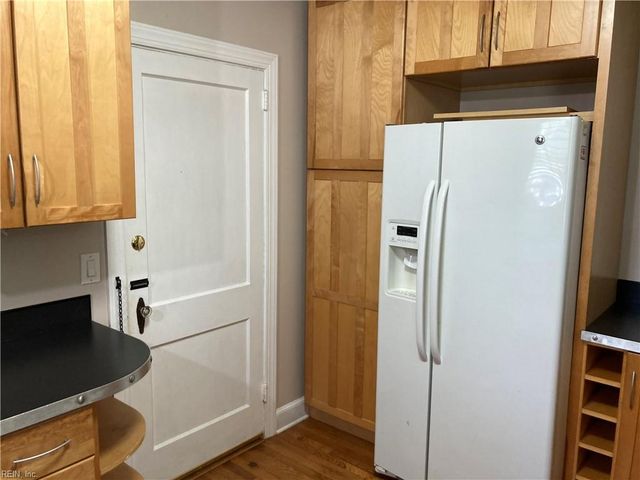 48 Elm AVE, Newport News, VA 23601