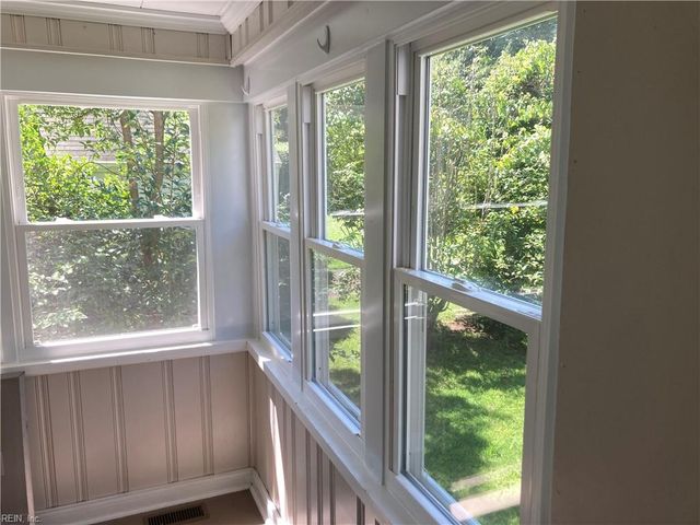 48 Elm AVE, Newport News, VA 23601