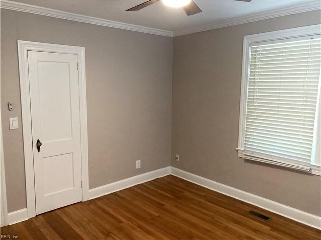 48 Elm AVE, Newport News, VA 23601