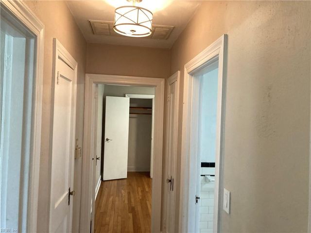 48 Elm AVE, Newport News, VA 23601