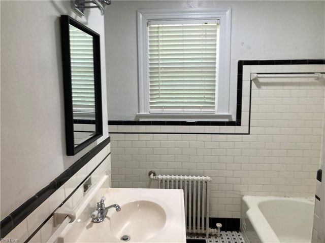 48 Elm AVE, Newport News, VA 23601