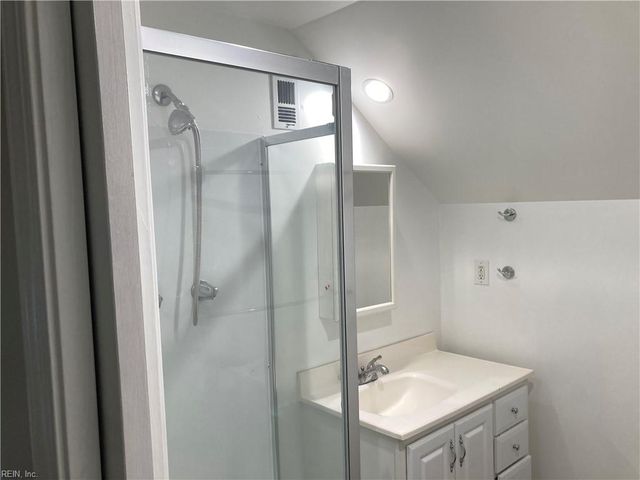 48 Elm AVE, Newport News, VA 23601