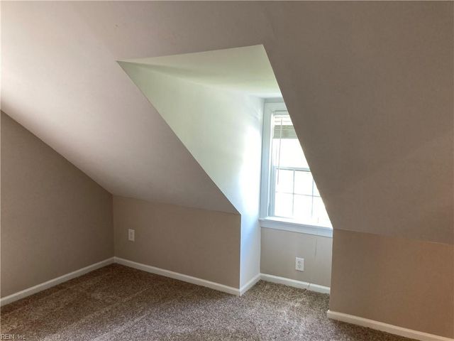 48 Elm AVE, Newport News, VA 23601