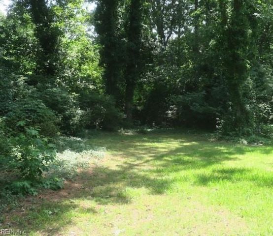 48 Elm AVE, Newport News, VA 23601