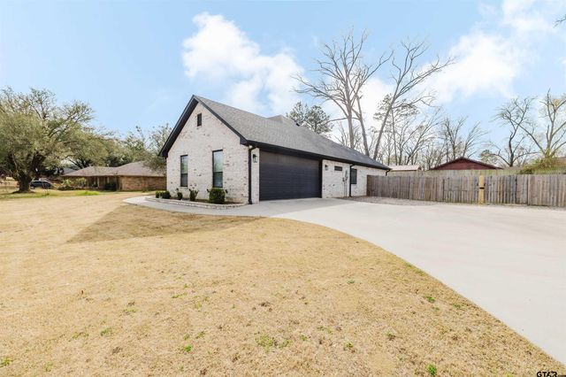 12584 Berry Lane, Tyler, TX 75707