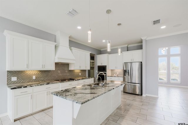 12584 Berry Lane, Tyler, TX 75707