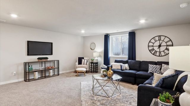 959 Hillside Place, Polk City, IA 50226