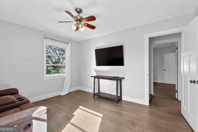 1800 Sandy Plains Road, Marietta, GA 30066