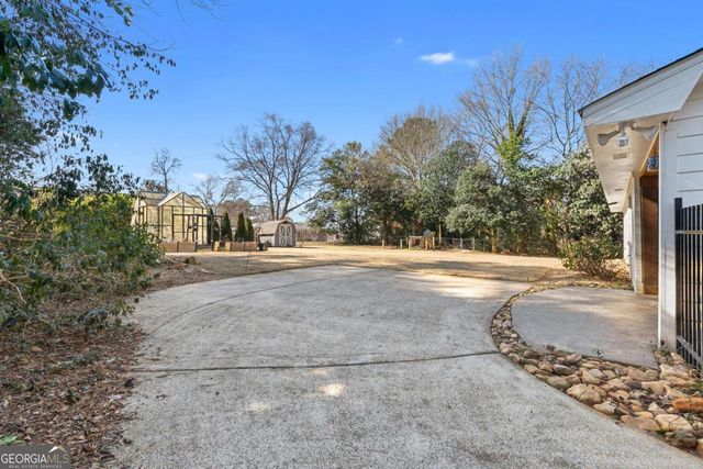 1800 Sandy Plains Road, Marietta, GA 30066