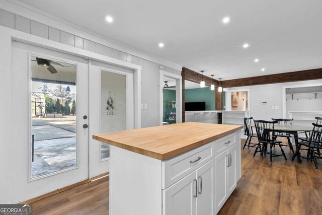 1800 Sandy Plains Road, Marietta, GA 30066