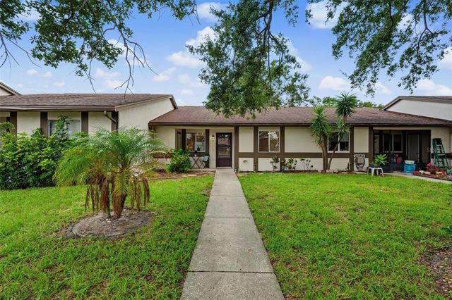2265 BANCROFT CIRCLE S C, Palm Harbor, FL 34683