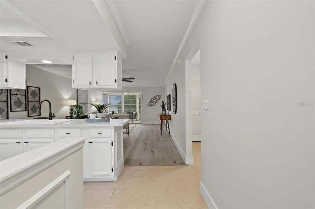 2265 BANCROFT CIRCLE S C, Palm Harbor, FL 34683