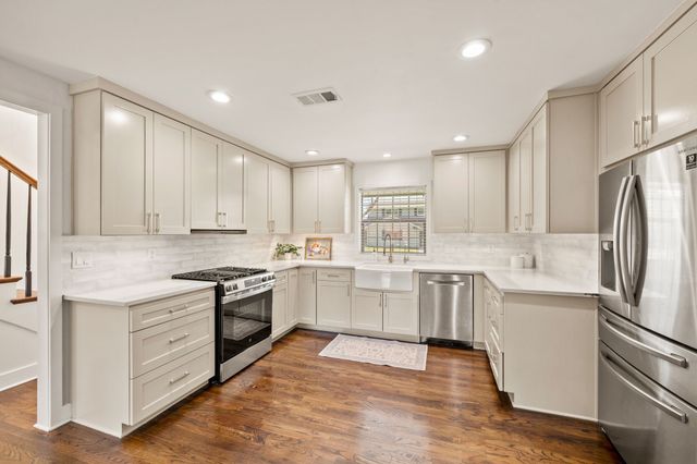 7853 El Pensador Drive, Dallas, TX 75248