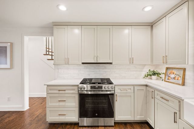 7853 El Pensador Drive, Dallas, TX 75248