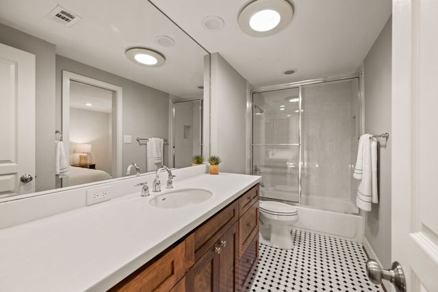 7853 El Pensador Drive, Dallas, TX 75248