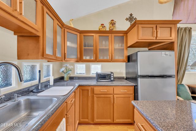 1664 DICK RITTER Street, El Paso, TX 79936