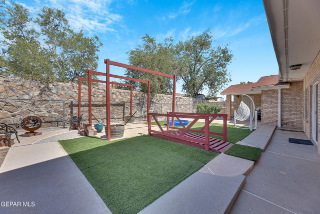 1664 DICK RITTER Street, El Paso, TX 79936