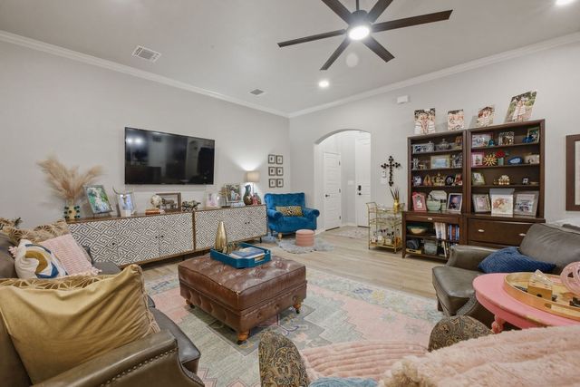 5307 Kilyn Ct, Midland, TX 79703