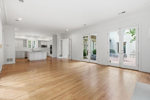 6303 MASSEY OAKS CV, Memphis, TN 38120