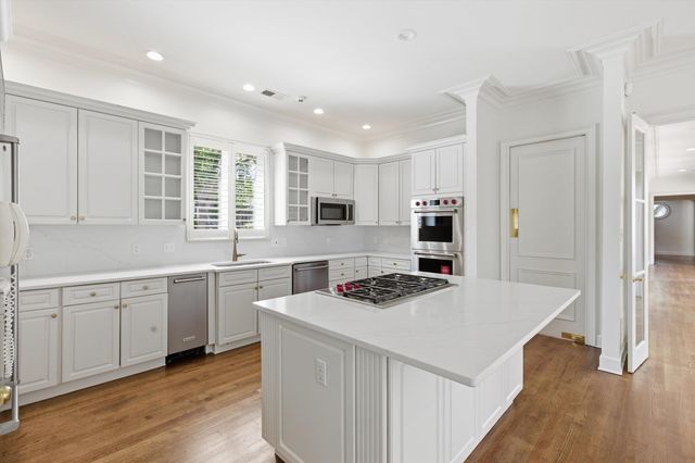 6303 MASSEY OAKS CV, Memphis, TN 38120