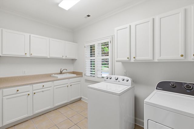 6303 MASSEY OAKS CV, Memphis, TN 38120