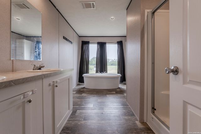 240 Private Road 4653, Hondo, TX 78861