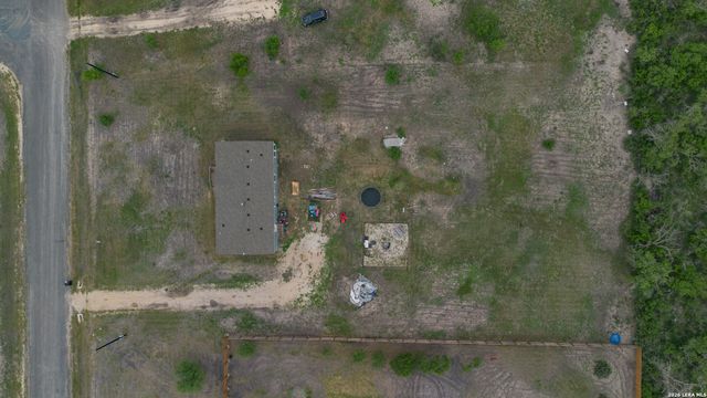 240 Private Road 4653, Hondo, TX 78861