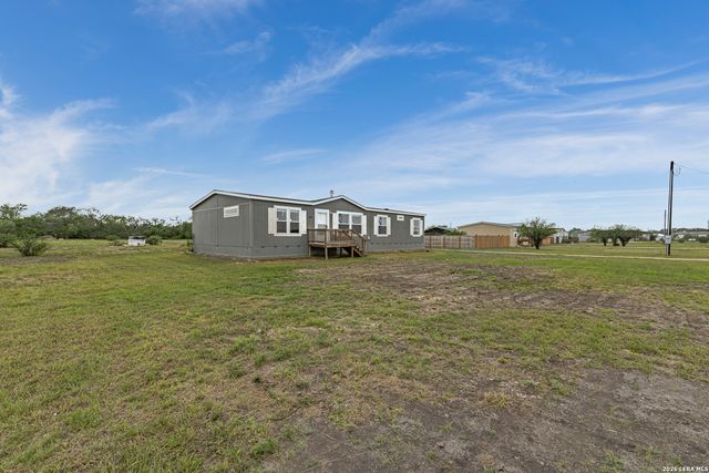 240 Private Road 4653, Hondo, TX 78861
