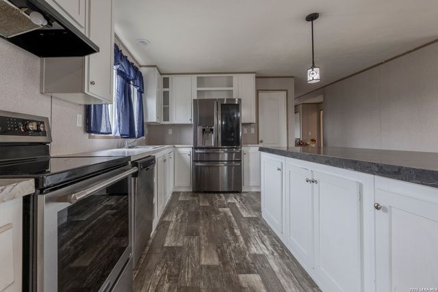 240 Private Road 4653, Hondo, TX 78861