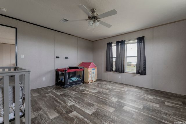 240 Private Road 4653, Hondo, TX 78861