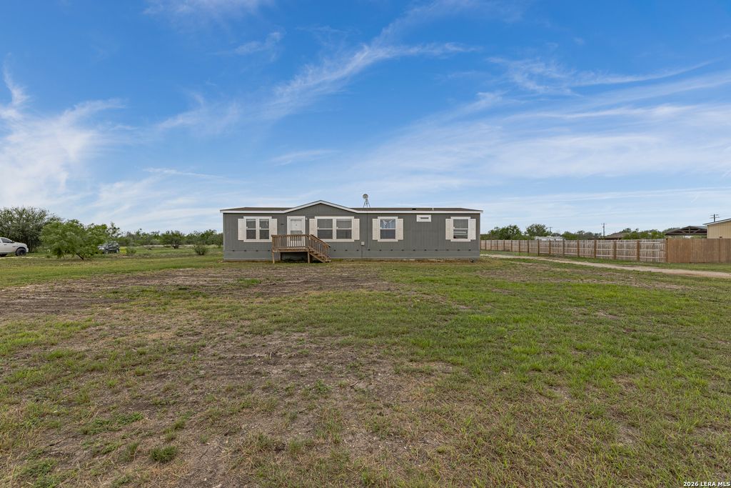 240 Private Road 4653, Hondo, TX 78861