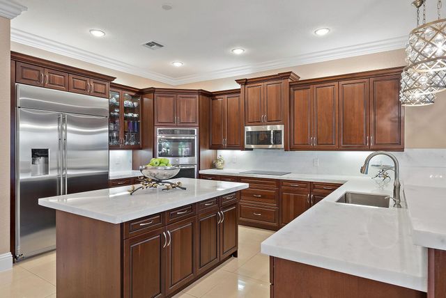 11115 Rockledge View Drive, Palm Beach Gardens, FL 33412